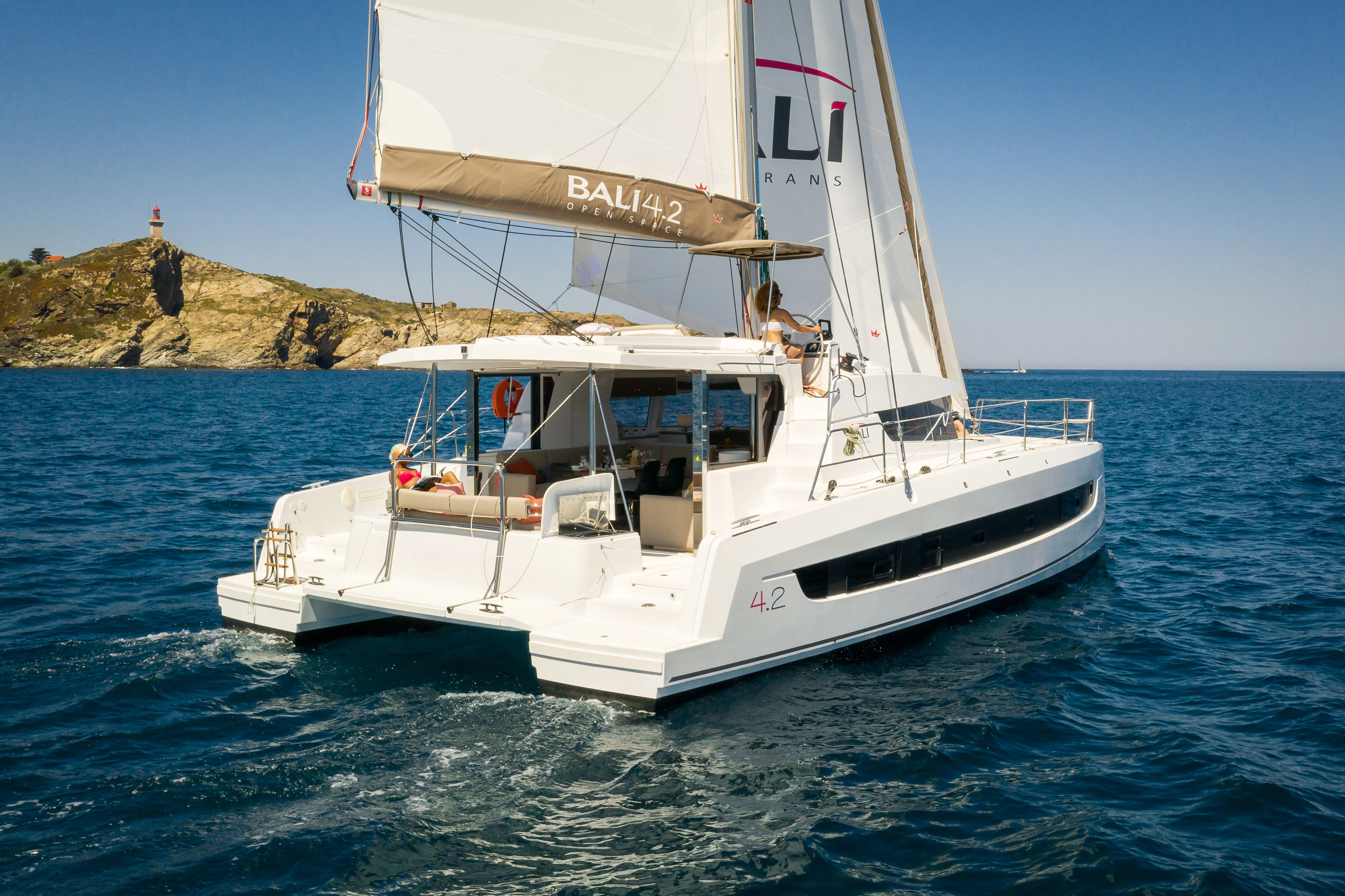 Bali 4.2 Premium + — yacht photo 8