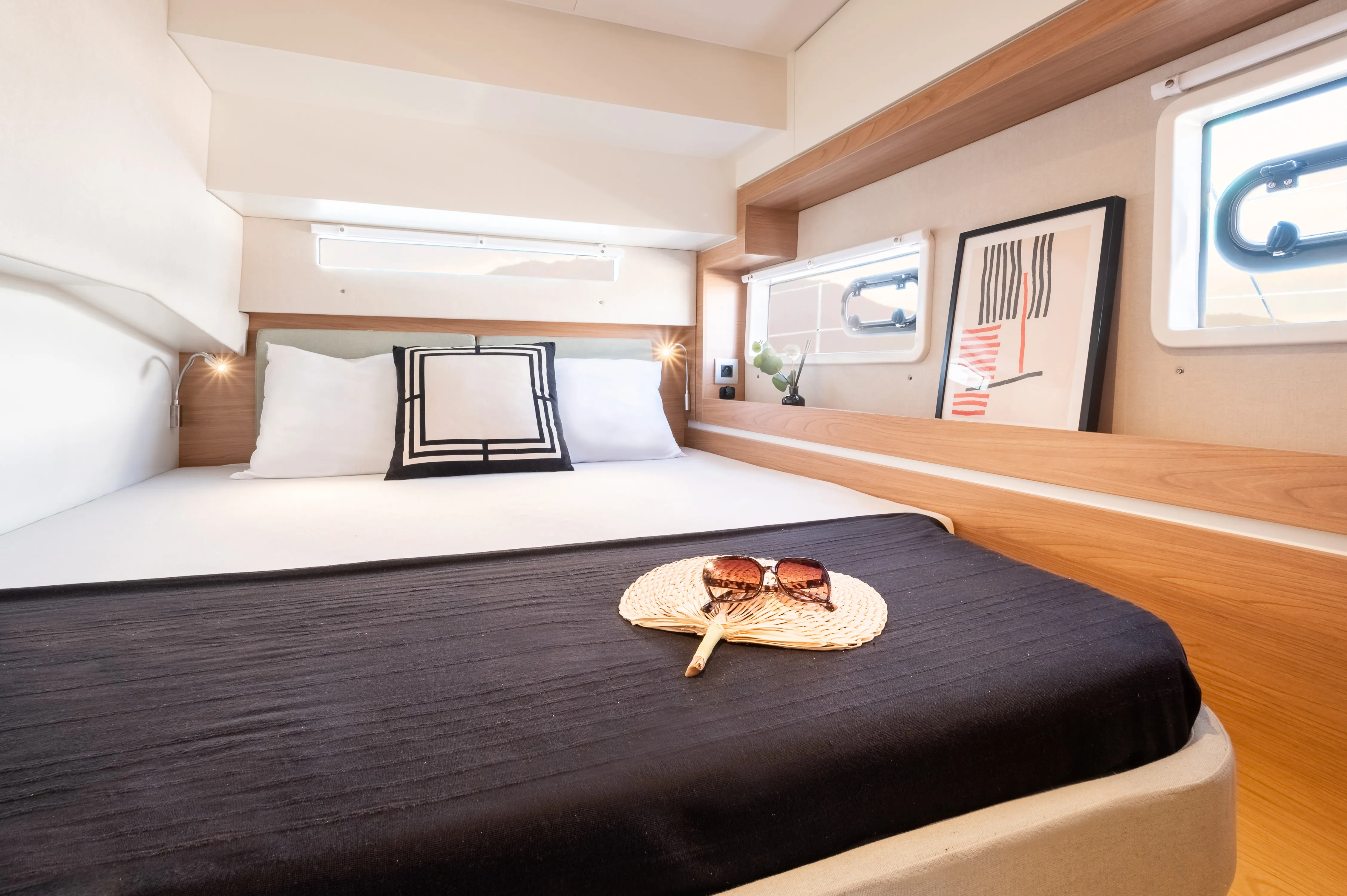 Bali 4.2 Premium + — yacht photo 4