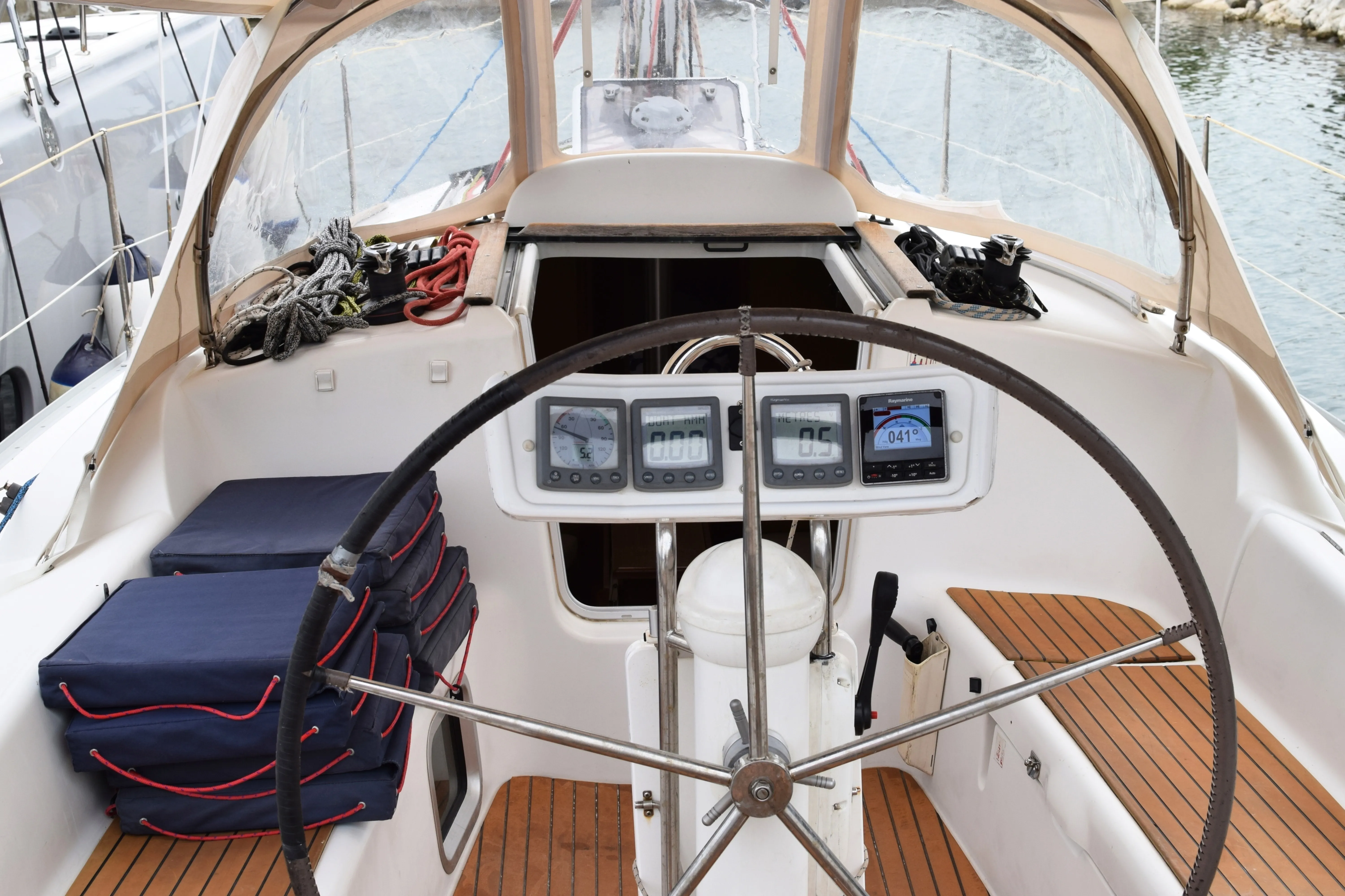 Sun Odyssey 32i Carmen — jahtikuva 7