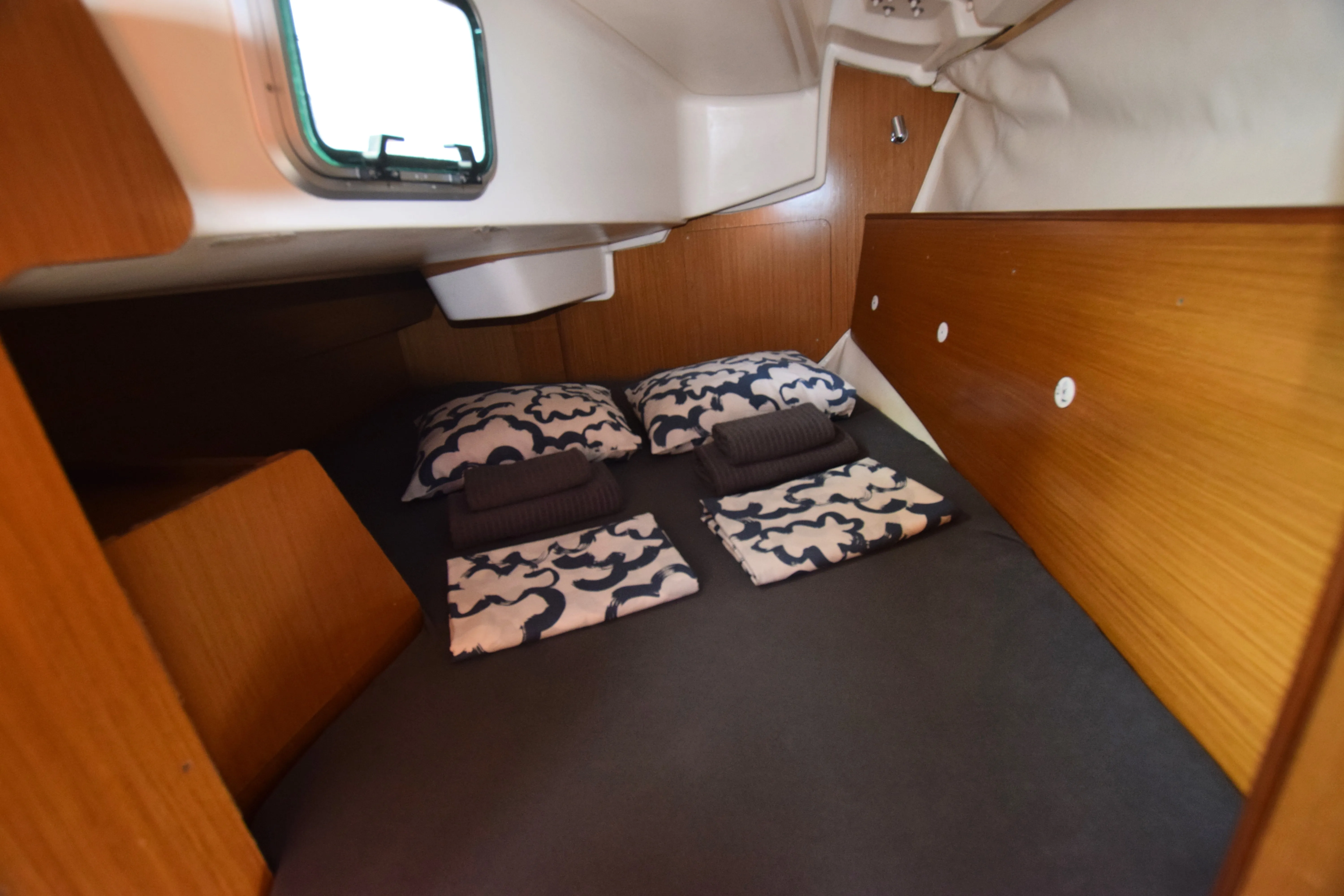Sun Odyssey 32i Carmen — jahtikuva 5