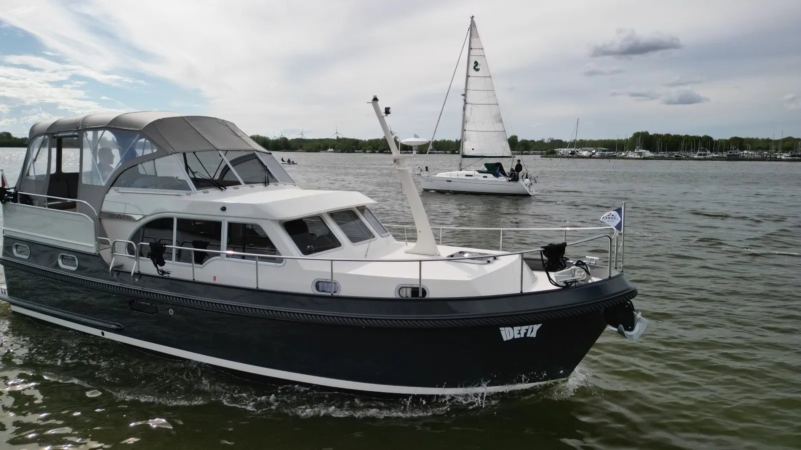 Linssen Grand Sturdy 35.0 AC Idefix — фотография яхты 3