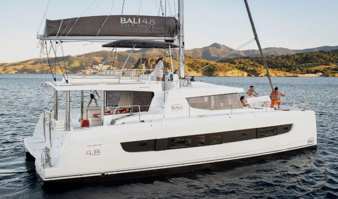 Bali Catamarans Bali 4.8 Vento — фотография яхты 1