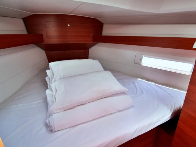 Dufour 382 Grand Large THELMA — jahtikuva 16