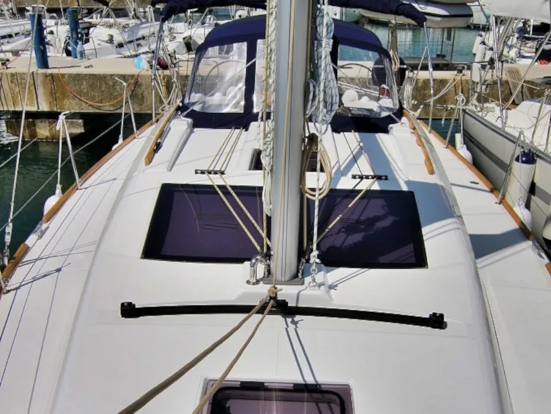 Dufour 382 Grand Large THELMA — jahtikuva 10