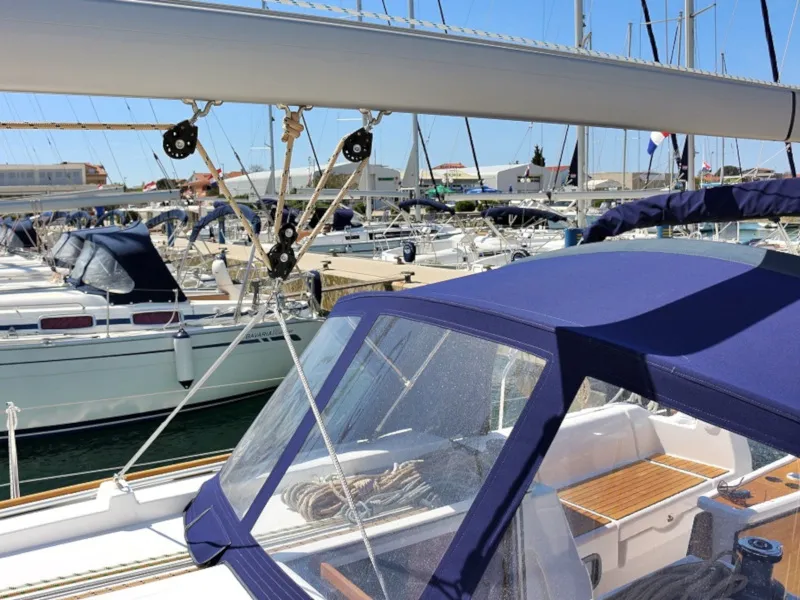 Dufour 382 Grand Large THELMA — jahtikuva 7