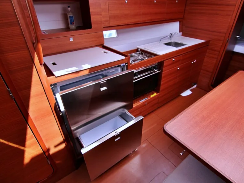 Dufour 382 Grand Large LOUISE — jahtikuva 11