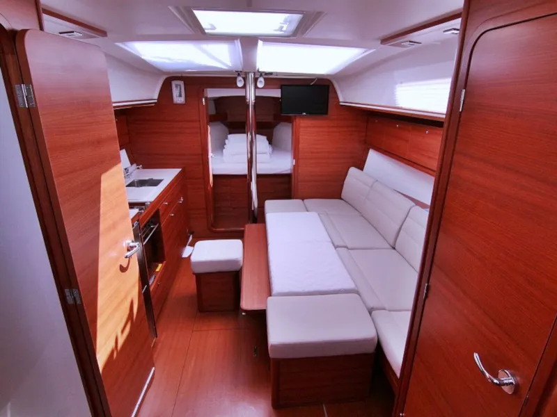 Dufour 382 Grand Large LOUISE — jahtikuva 6