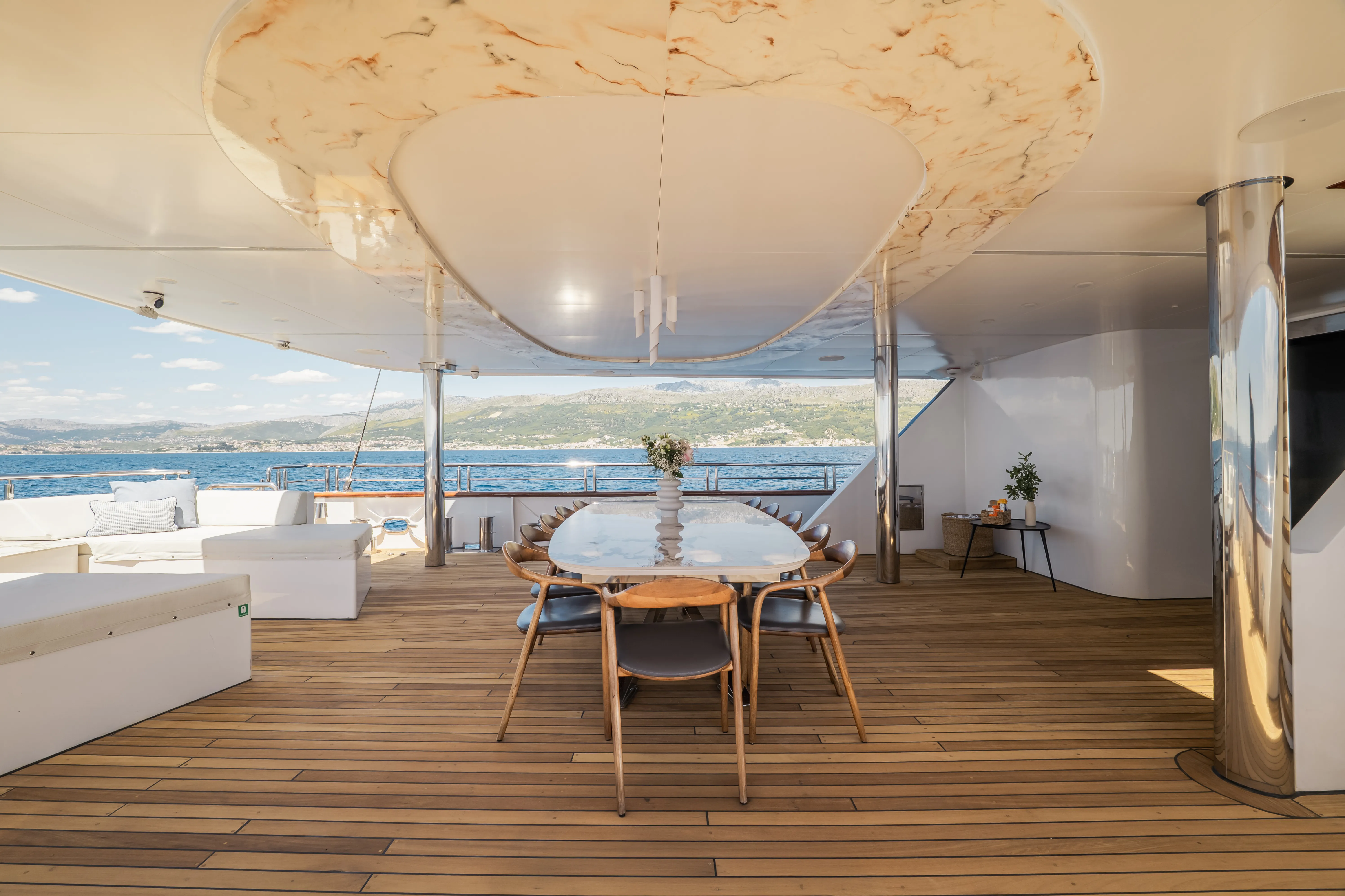 Luxury Sailing Yacht Clase Azul — jahtikuva 12