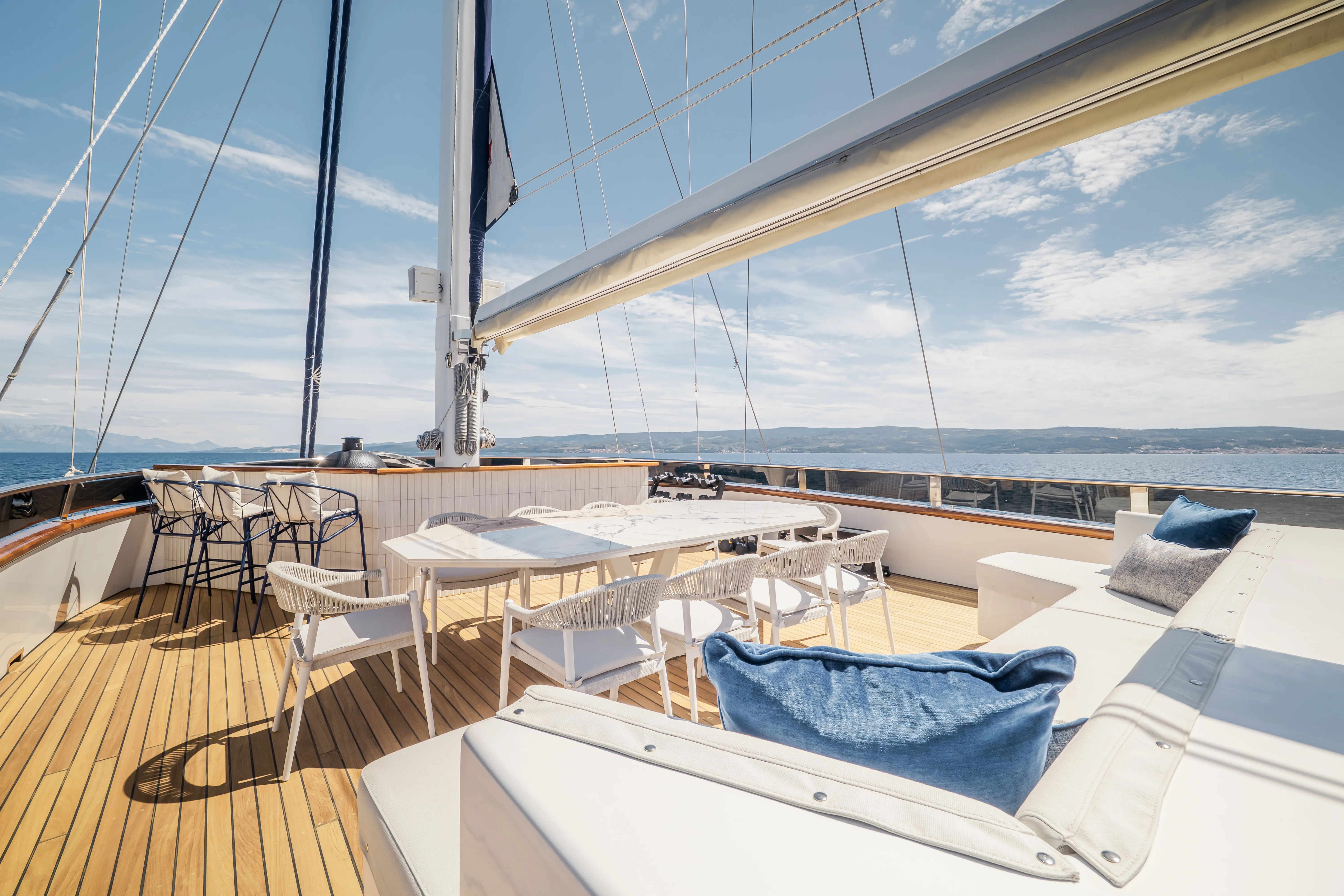 Luxury Sailing Yacht Clase Azul — jahtikuva 5