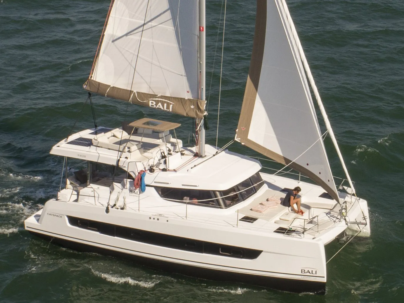 Bali Catspace Premium + — yacht photo 1