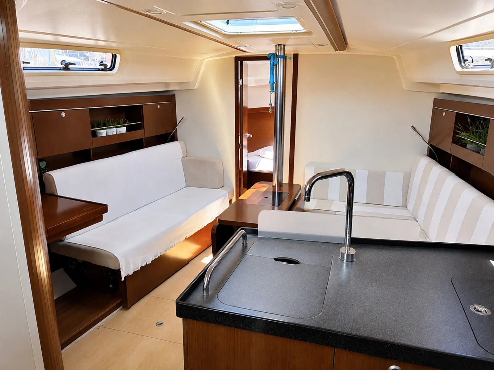 Hanse 385 Alkyoni — foto dello yacht n. 15