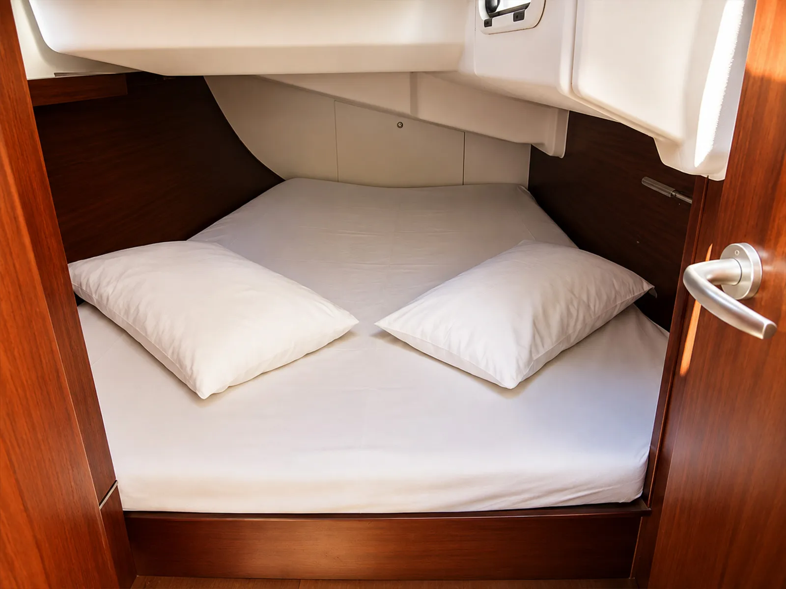 Hanse 385 Alkyoni — foto dello yacht n. 10