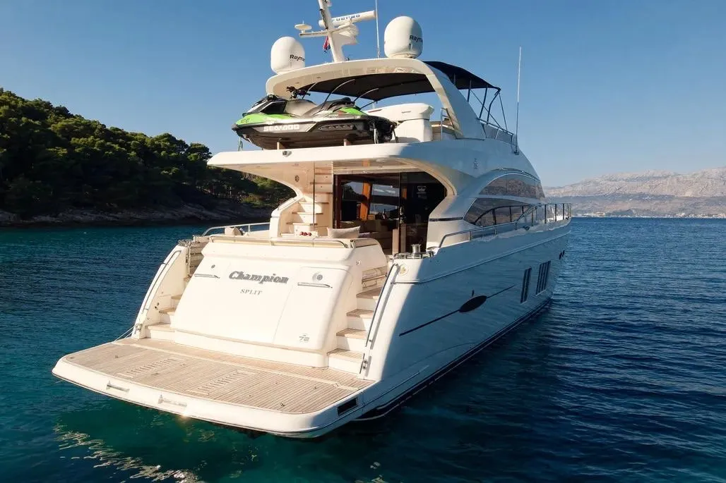 Princess 72 Fly Champion — yacht photo 19