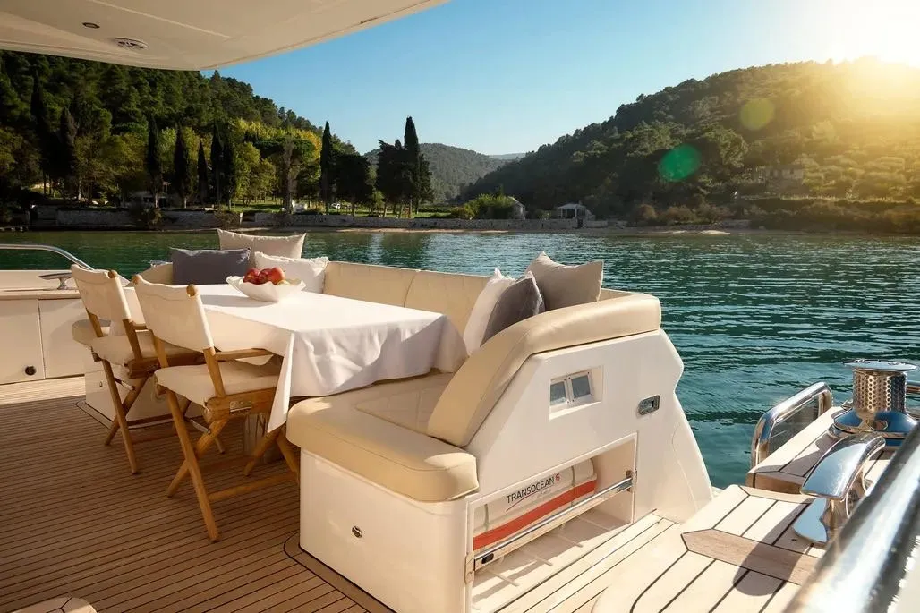 Princess 72 Fly Champion — yacht photo 28