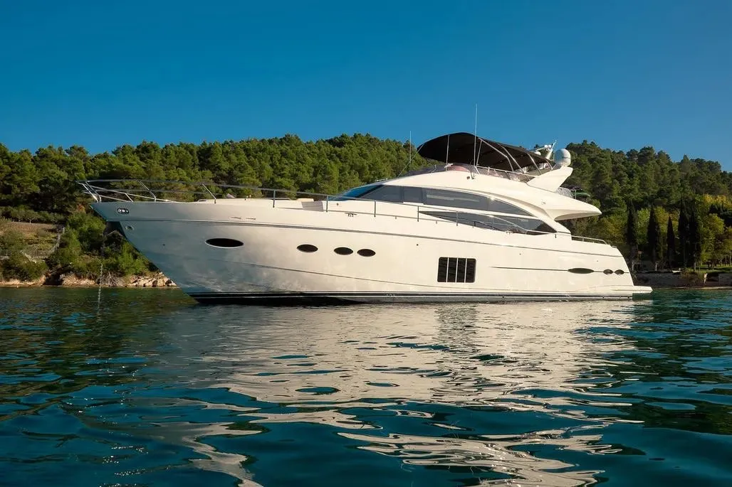 Princess 72 Fly Champion — yacht photo 42