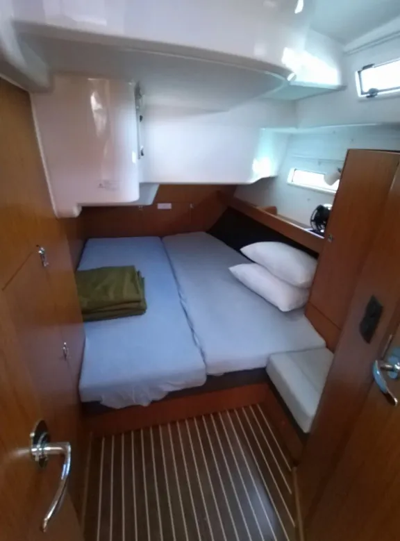 Bavaria Cruiser 51 Gin Tonic — yacht photo 11