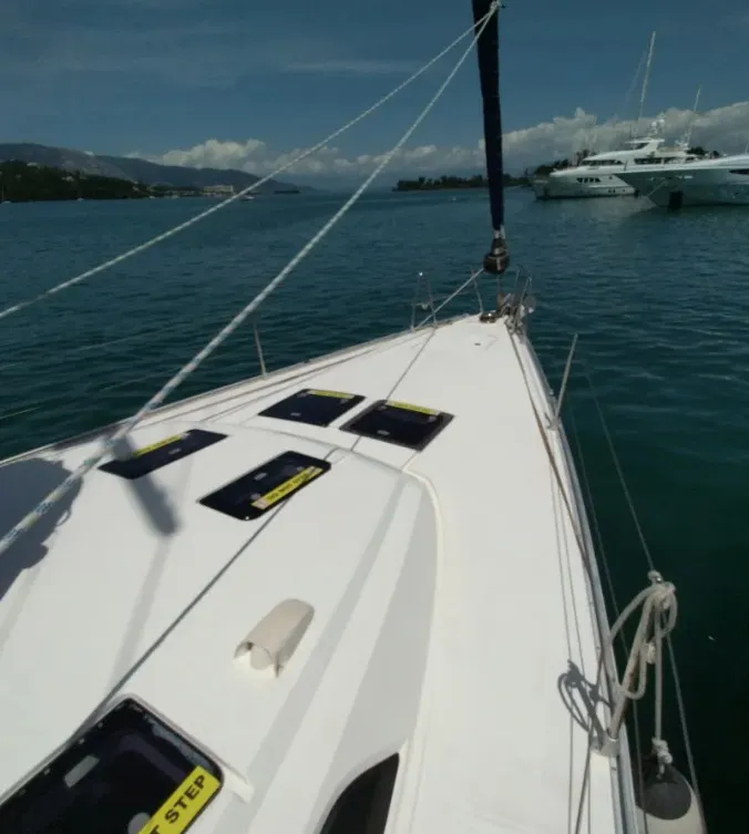 Bavaria Cruiser 51 Gin Tonic — yacht photo 10