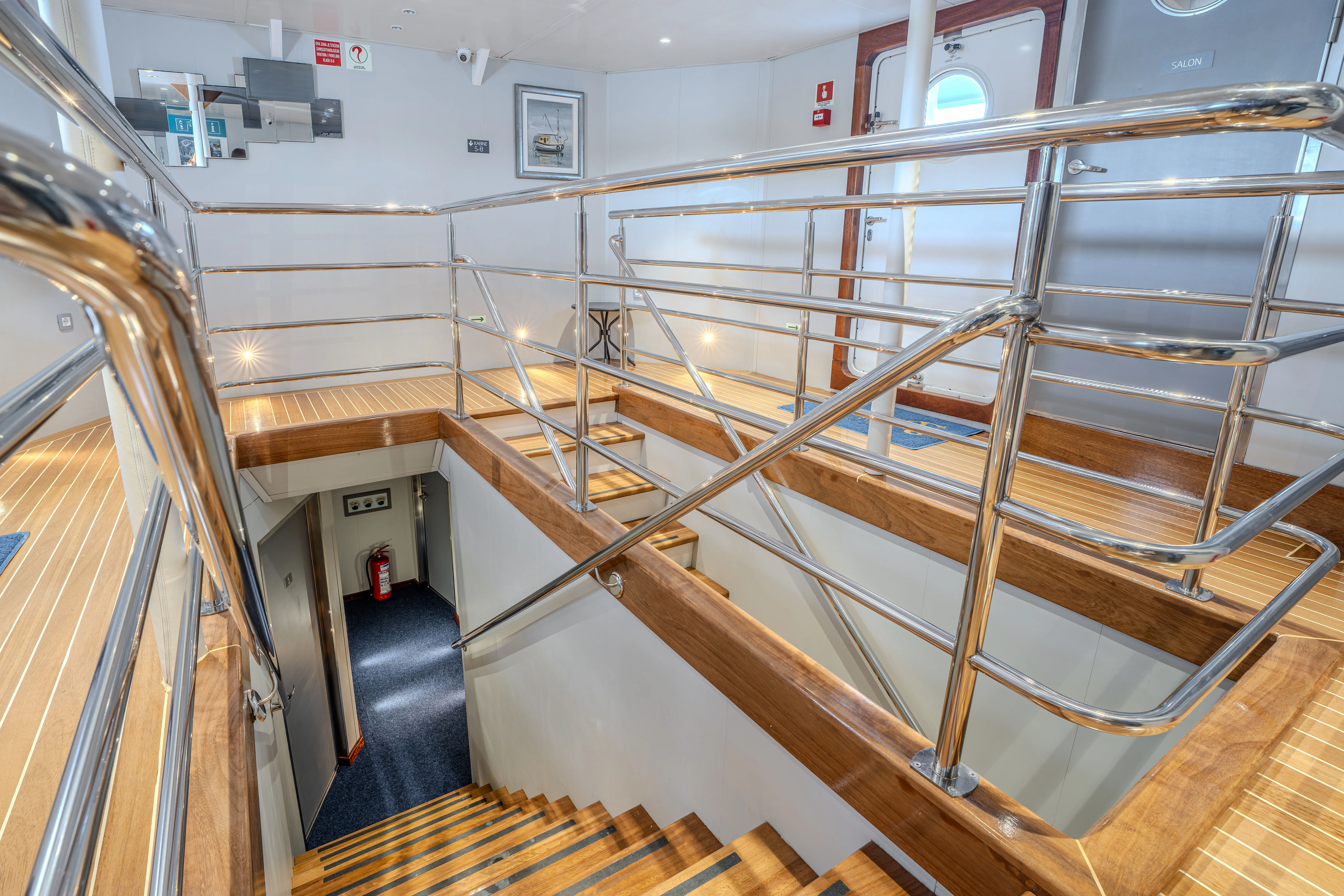 Luxury Motor Yacht Alpha — foto dello yacht n. 15