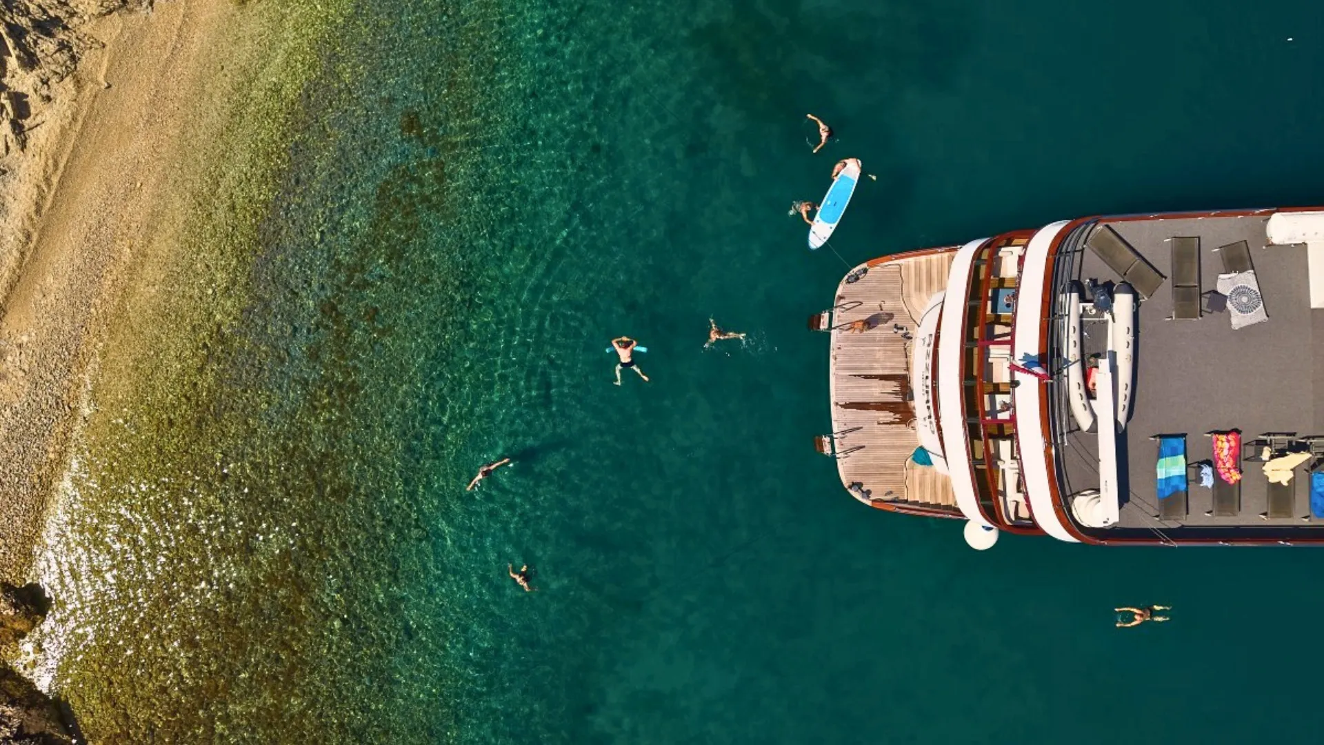 Luxury Motor Yacht Azzurro — фотография яхты 8