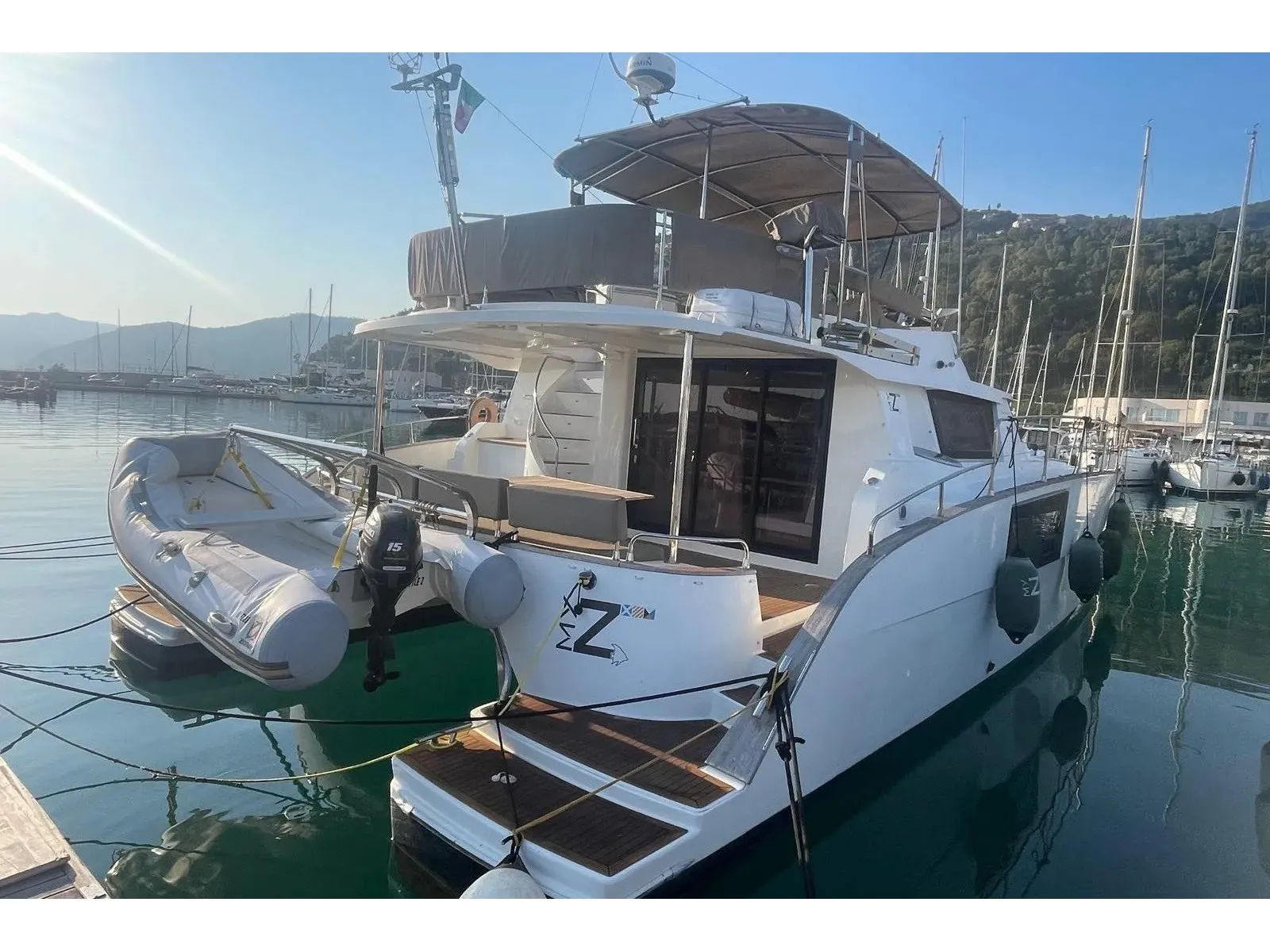 Cumberland 47LC MY Z — fotografia jachty 1
