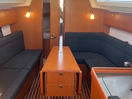 Bavaria 34 Twenty — jahtikuva 3