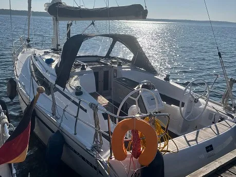 Bavaria 34 Twenty — jahtikuva 1