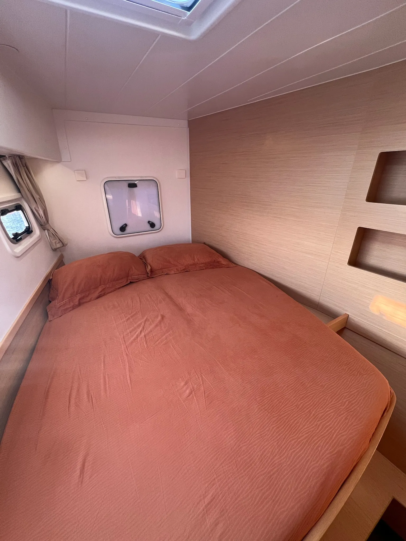 Lagoon 42 SUNSHINE — foto dello yacht n. 6