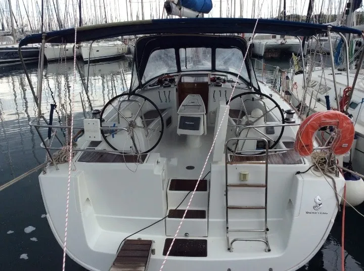 Oceanis 43 Seacret — фотография яхты 5