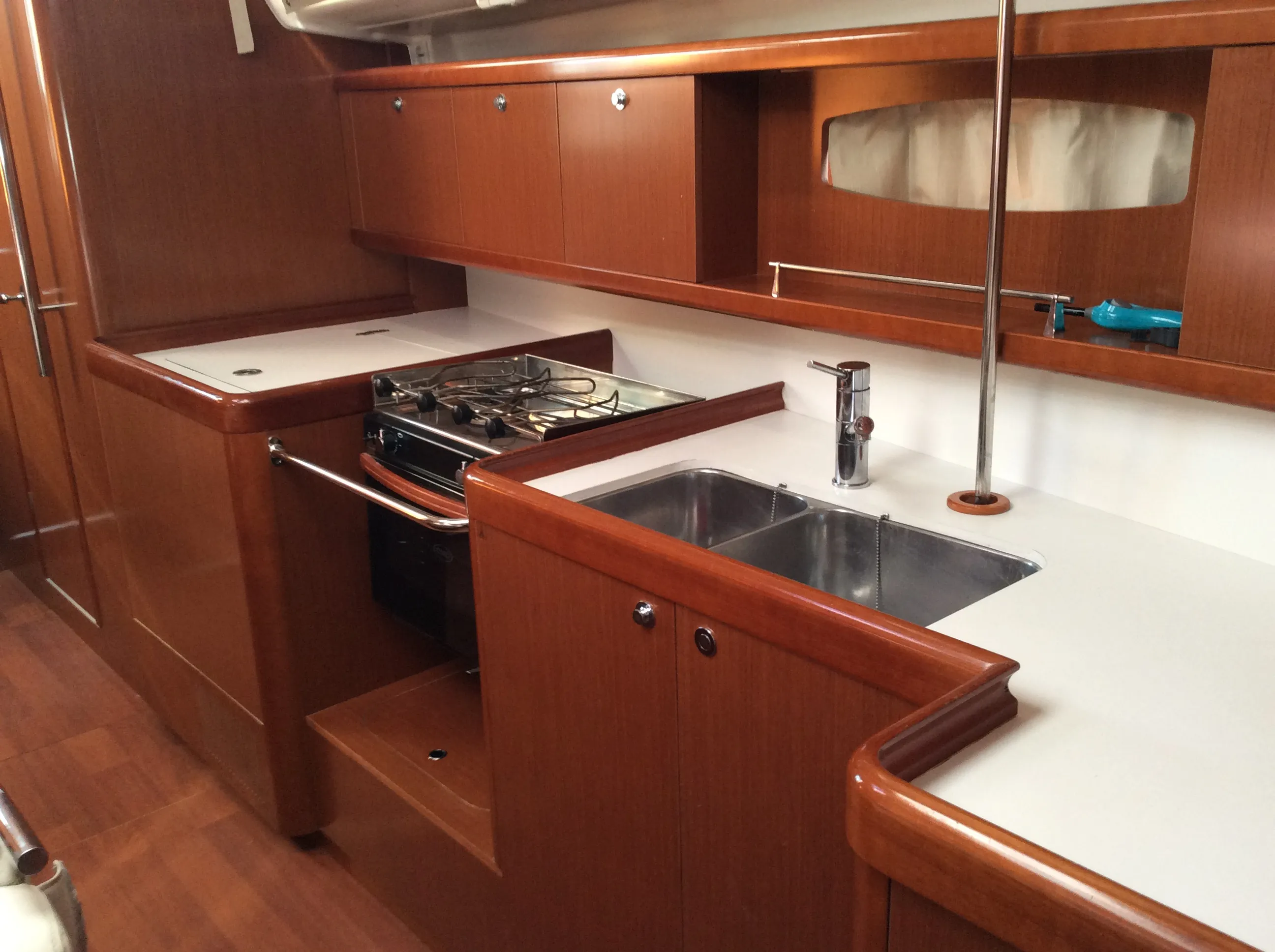 Oceanis 43 Seacret — фотография яхты 10
