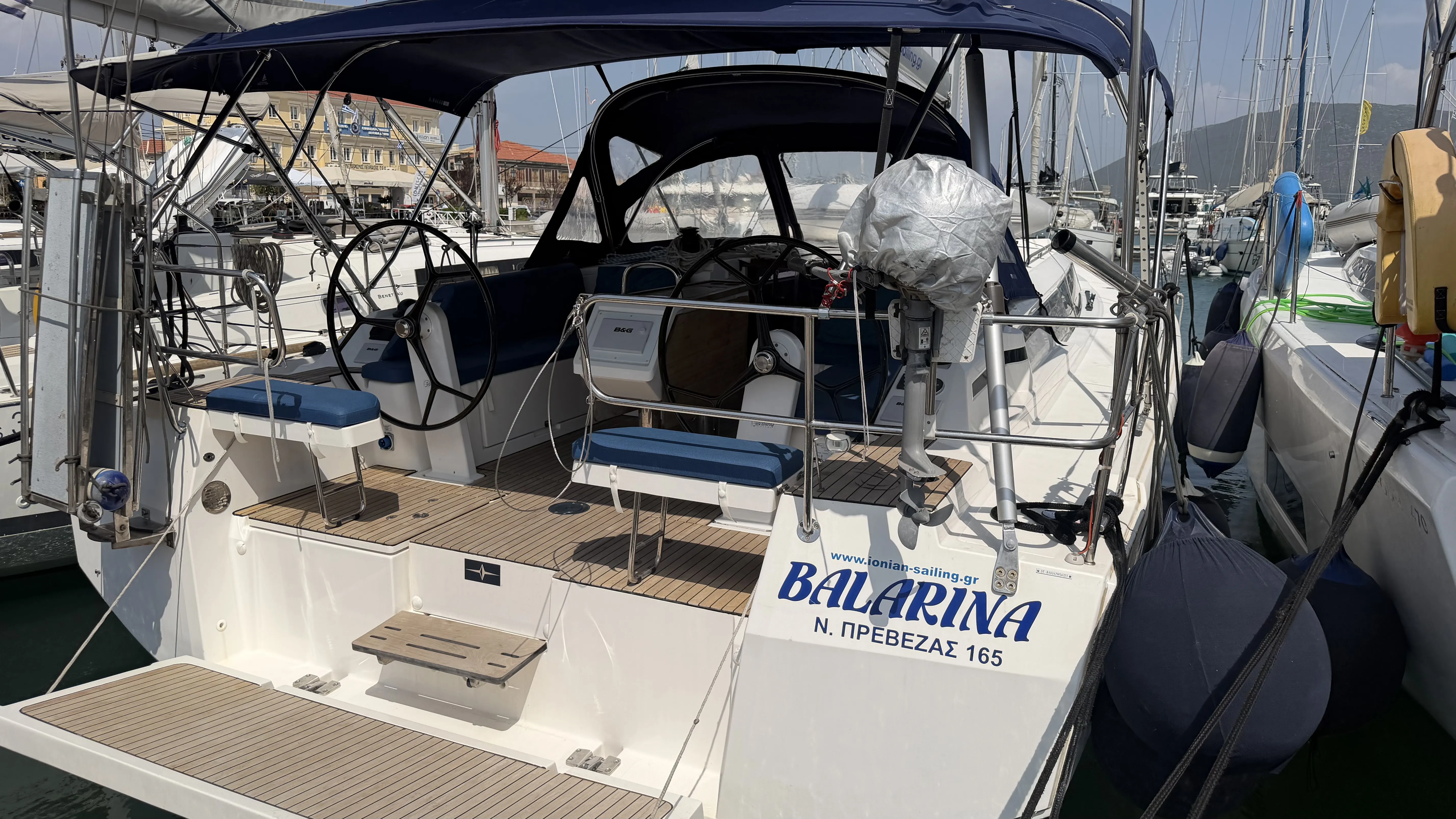Bavaria C42 Balarina — jahtikuva 3