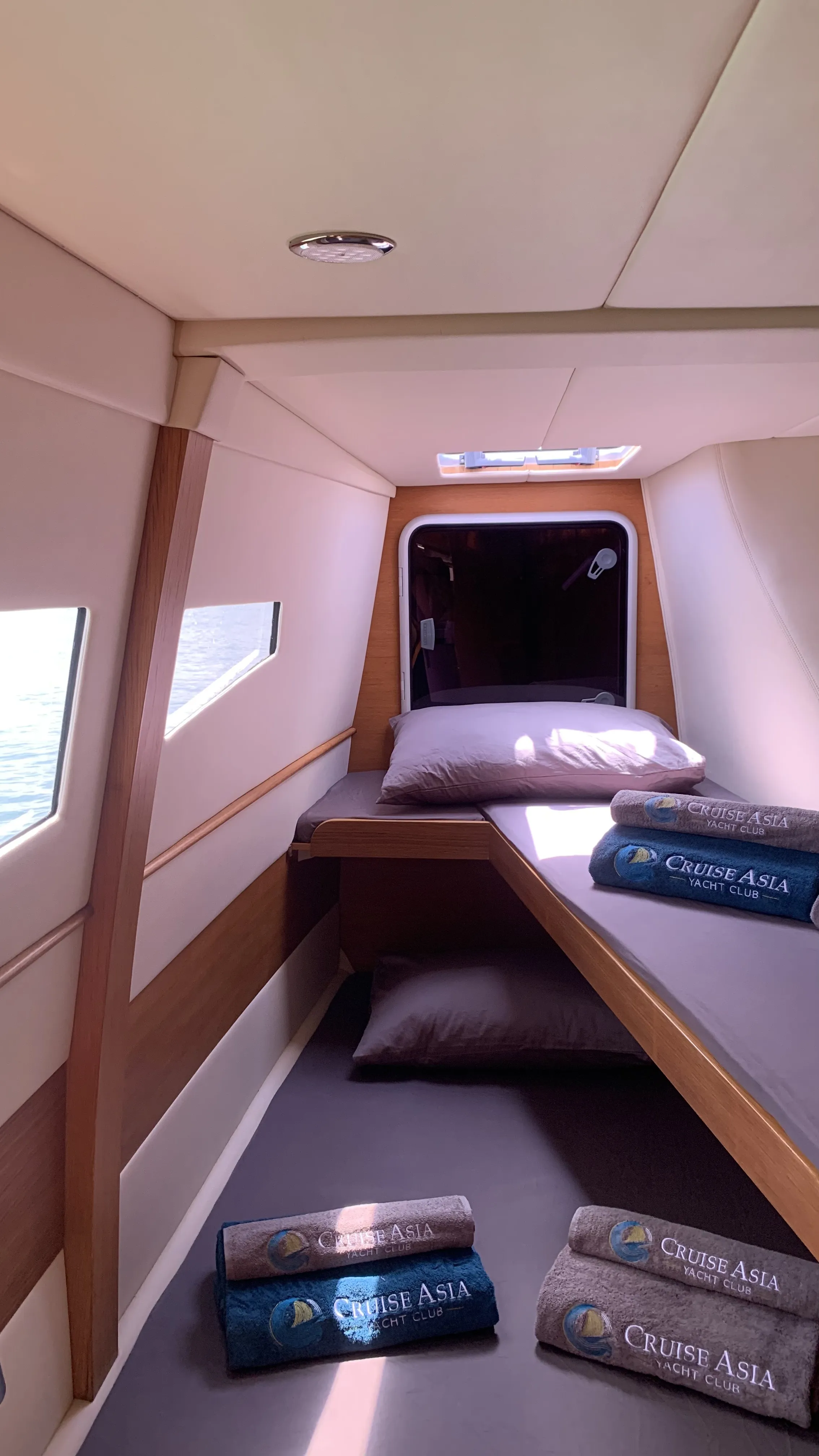 Comet 37 Andaman Discovery — foto dello yacht n. 22