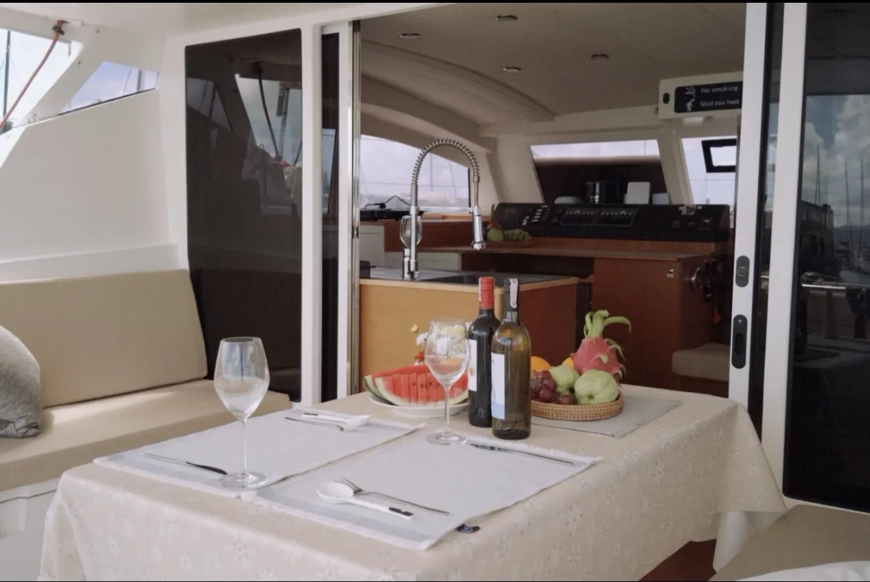 Comet 37 Andaman Discovery — foto dello yacht n. 15