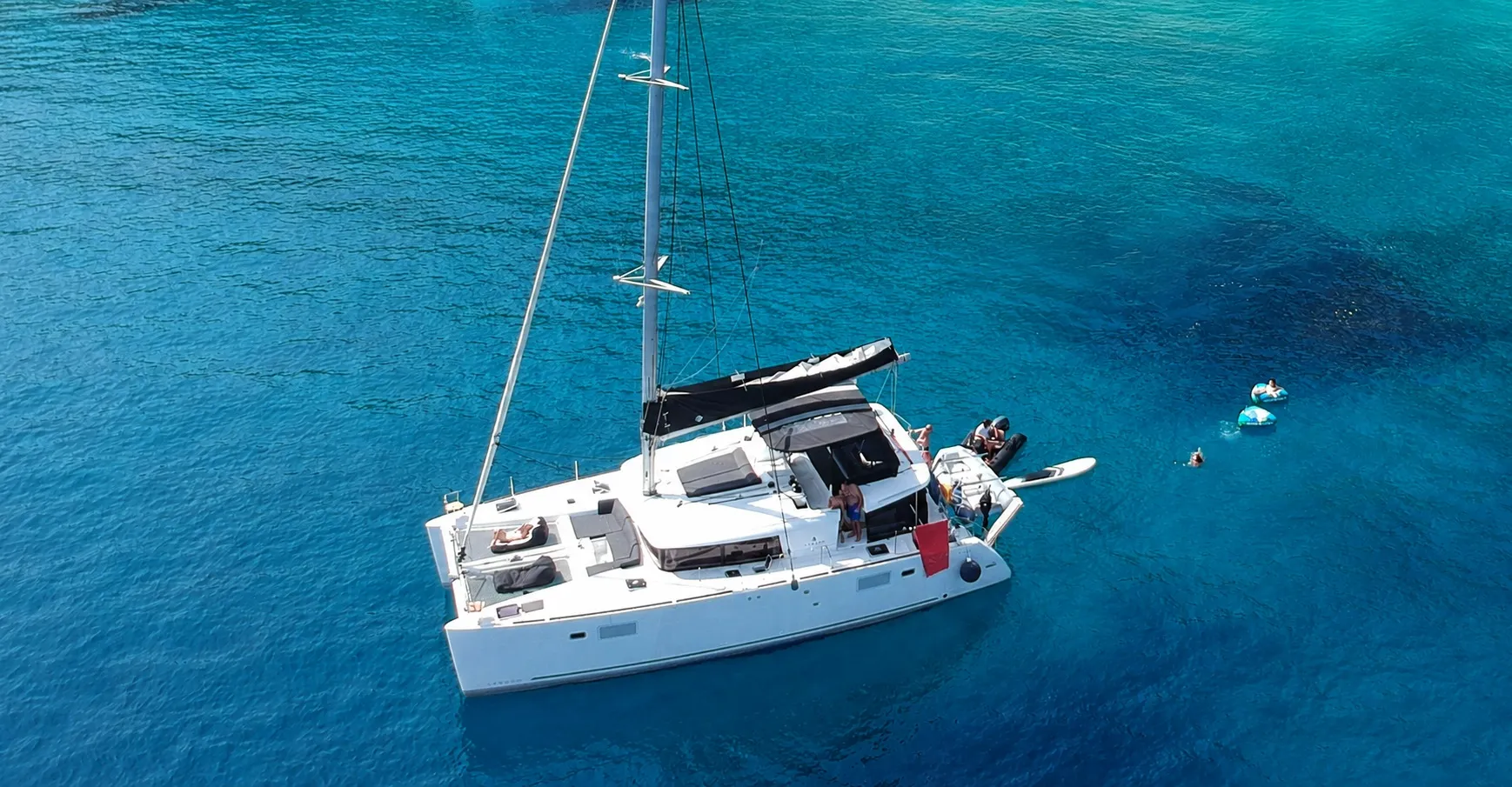 Lagoon 450 Fly Evi — jahifoto 1