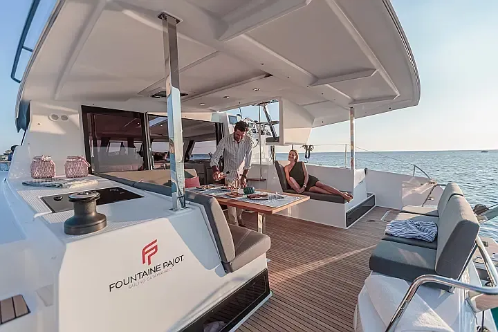 Isla 40 Anasa — foto dello yacht n. 11