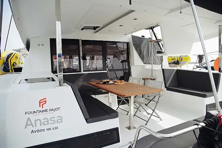 Isla 40 Anasa — foto dello yacht n. 21