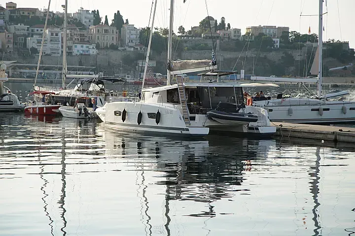 Isla 40 Anasa — foto dello yacht n. 35