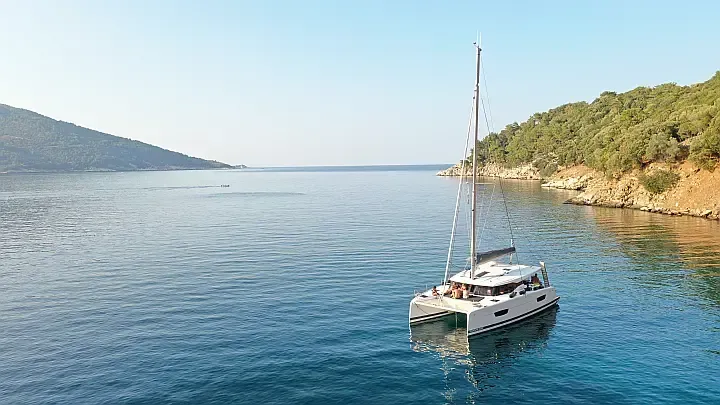 Isla 40 Anasa — foto dello yacht n. 32