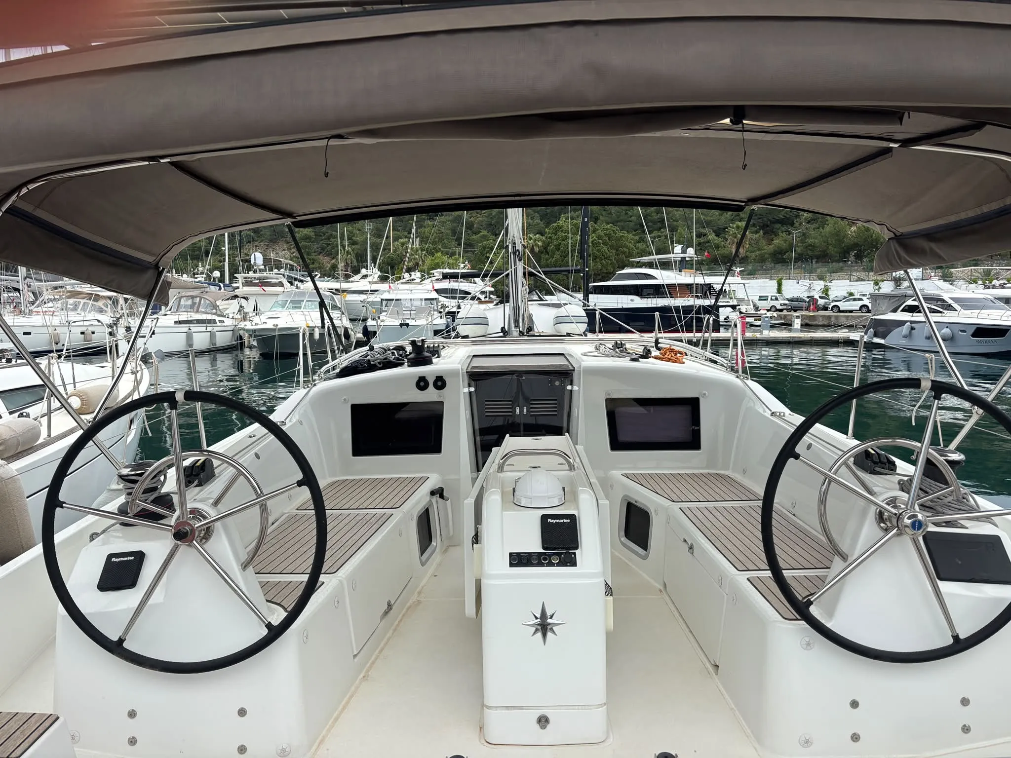 Sun Odyssey 410 Comfort — fotografie jachty 2
