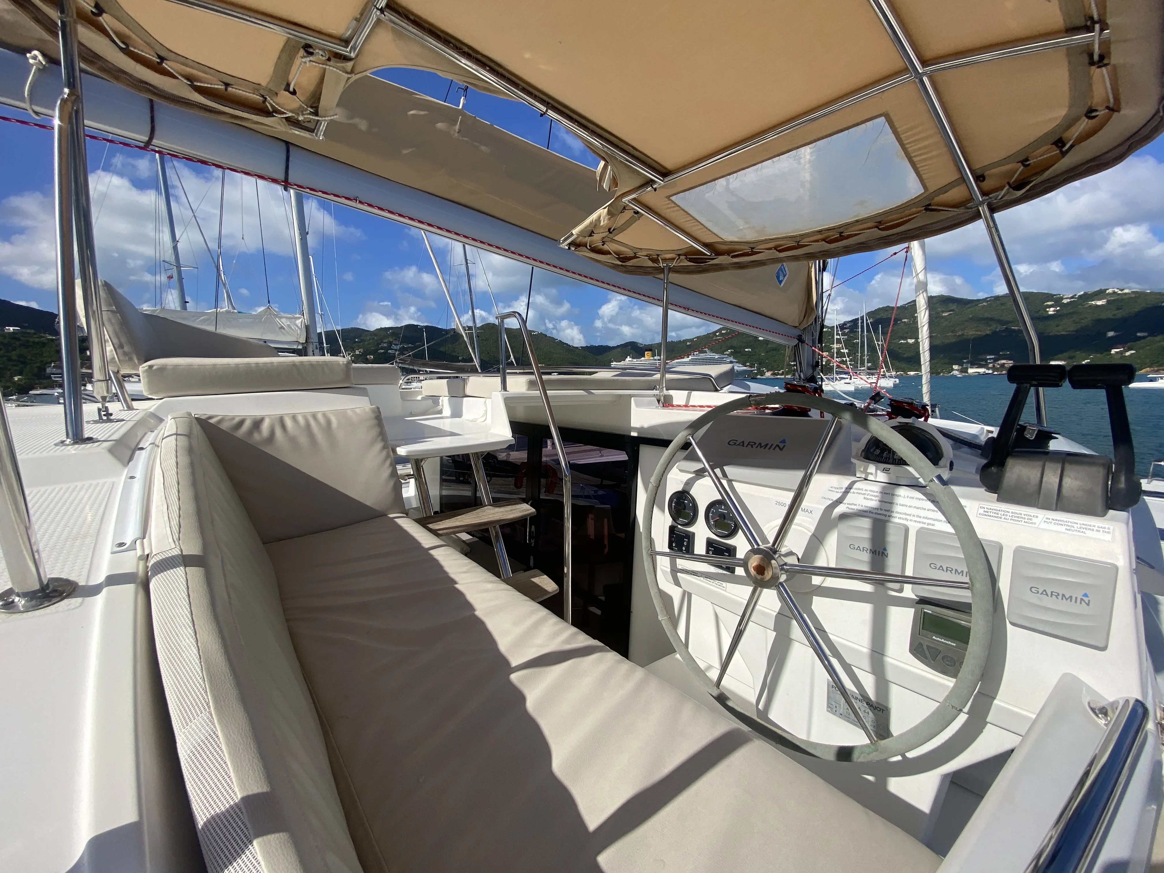 Helia 44 Peacemaker — foto dello yacht n. 3