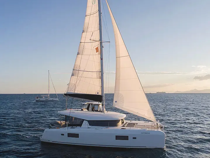 Lagoon 42 Notorious — jahifoto 1