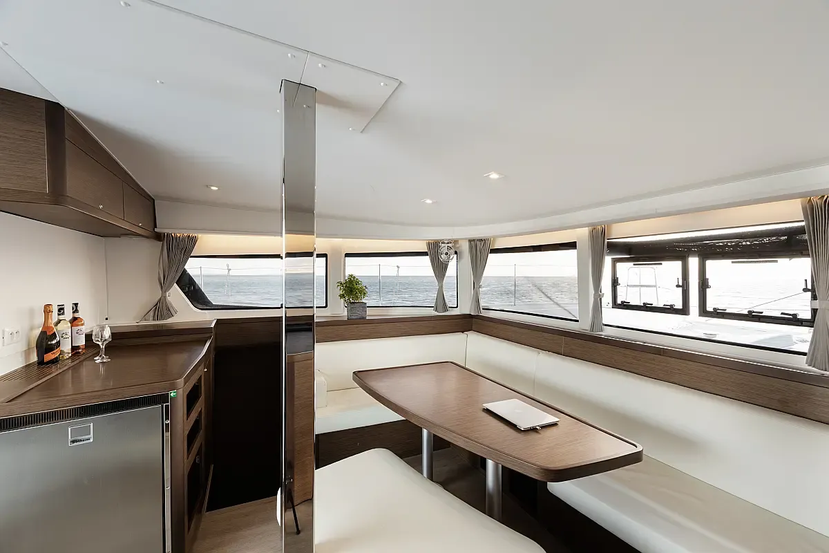 Lagoon 42 Notorious — jahifoto 8