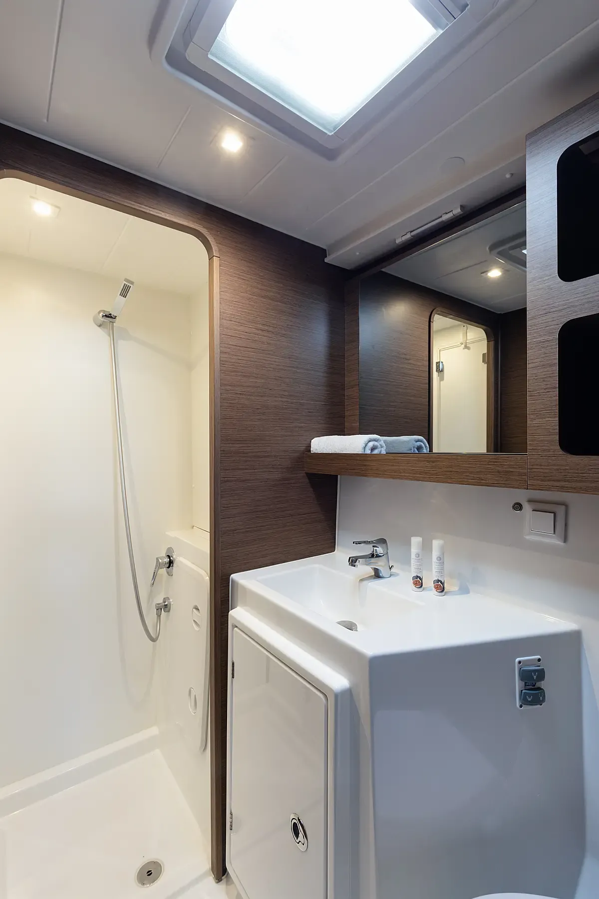 Lagoon 42 Notorious — jahifoto 15