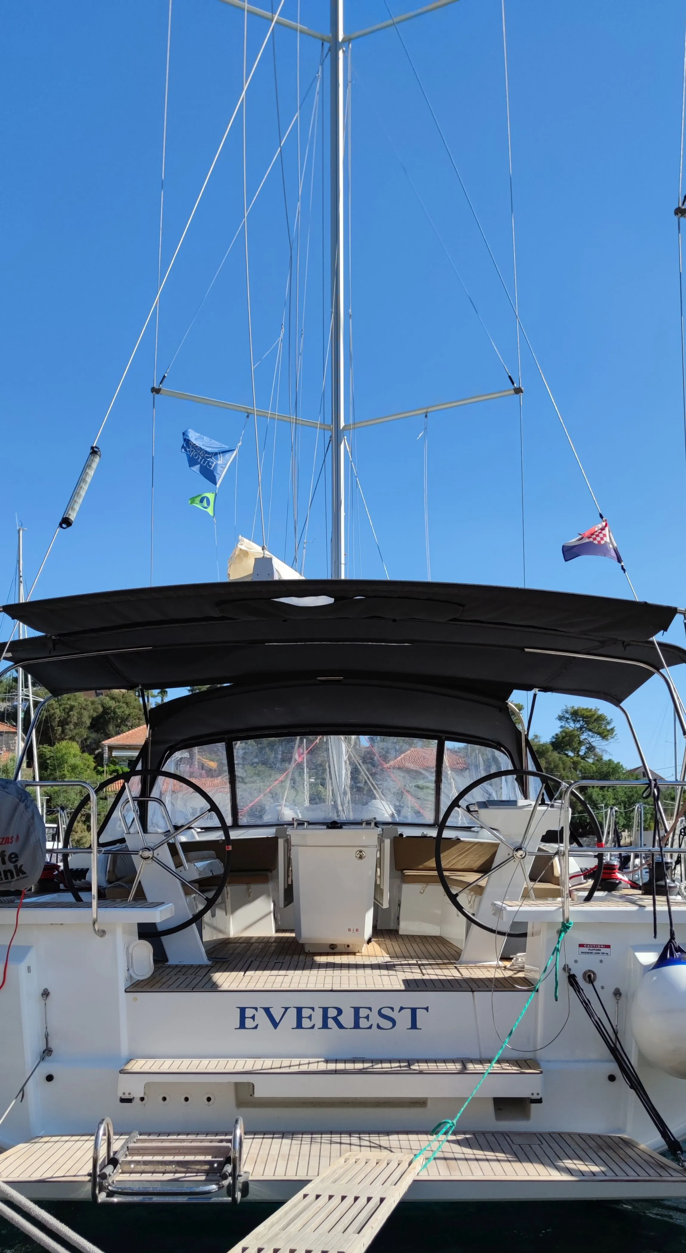 Oceanis 46.1 Everest — снимка на яхтата 15