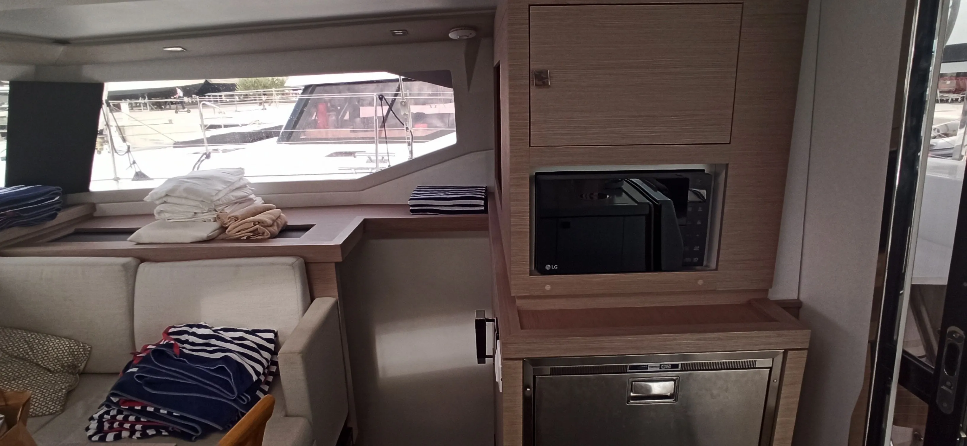 Astréa 42 Magic Summer — foto dello yacht n. 34