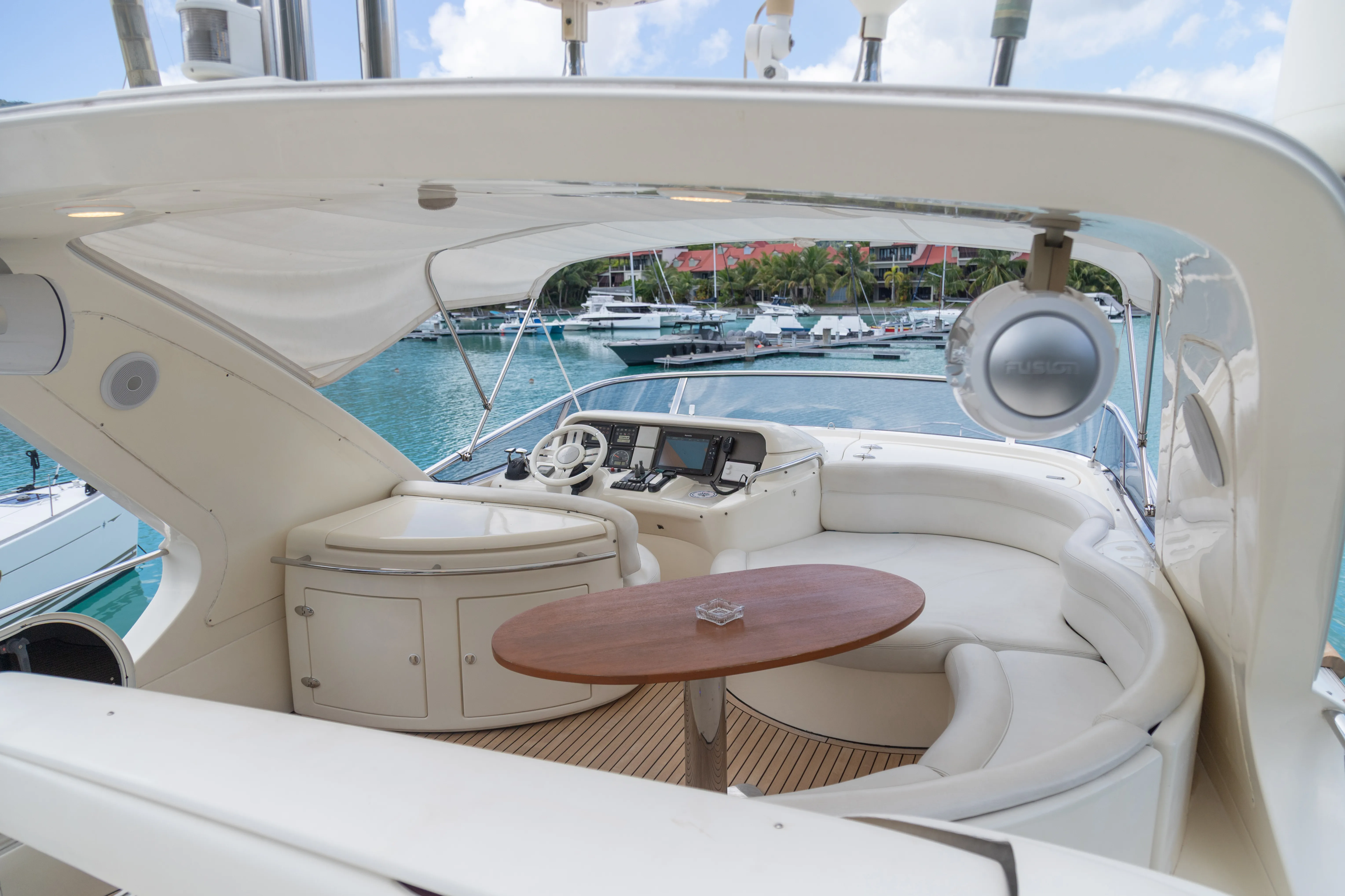 Azimut 55 Oliviia — fotografia jachty 4
