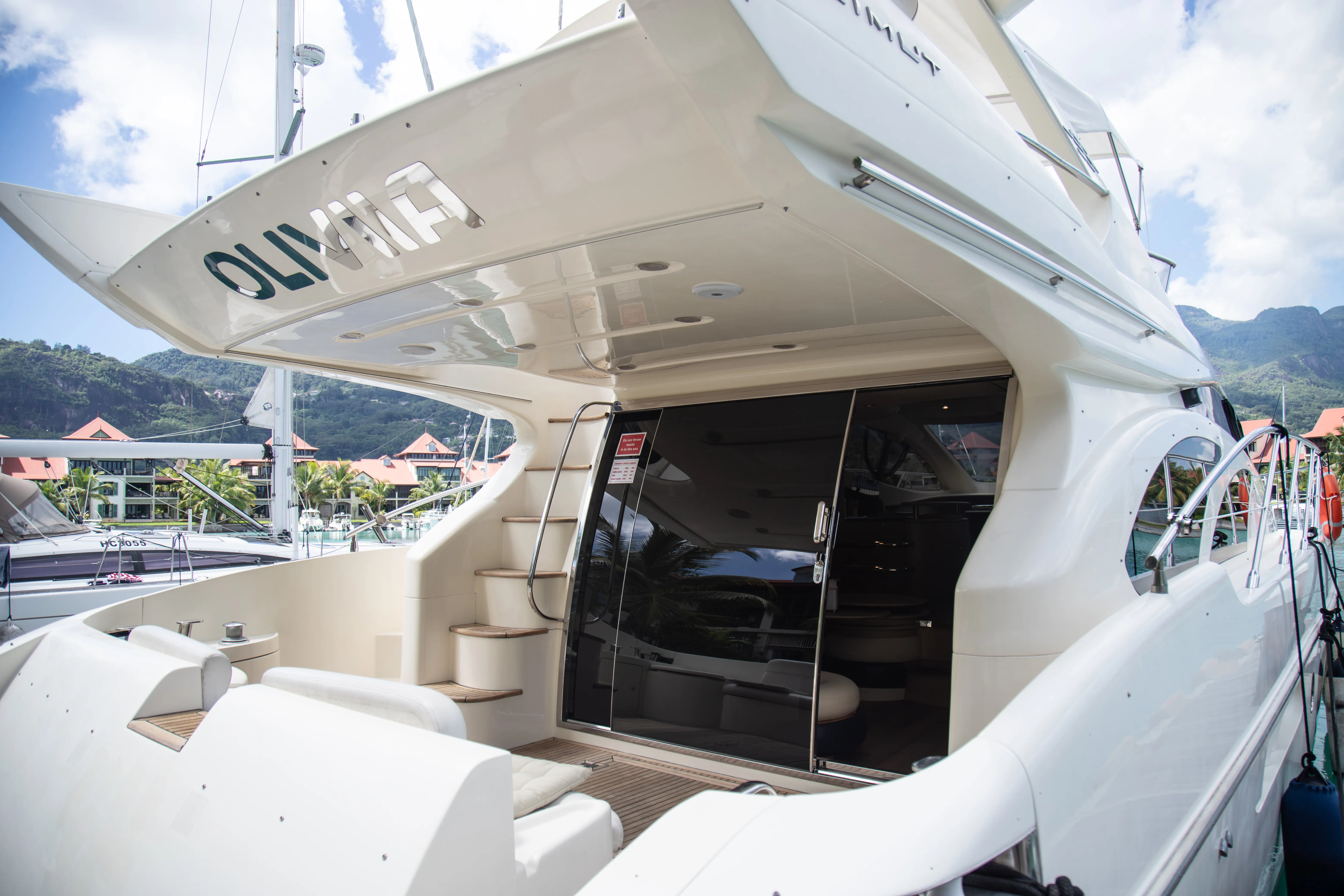 Azimut 55 Oliviia — fotografia jachty 21