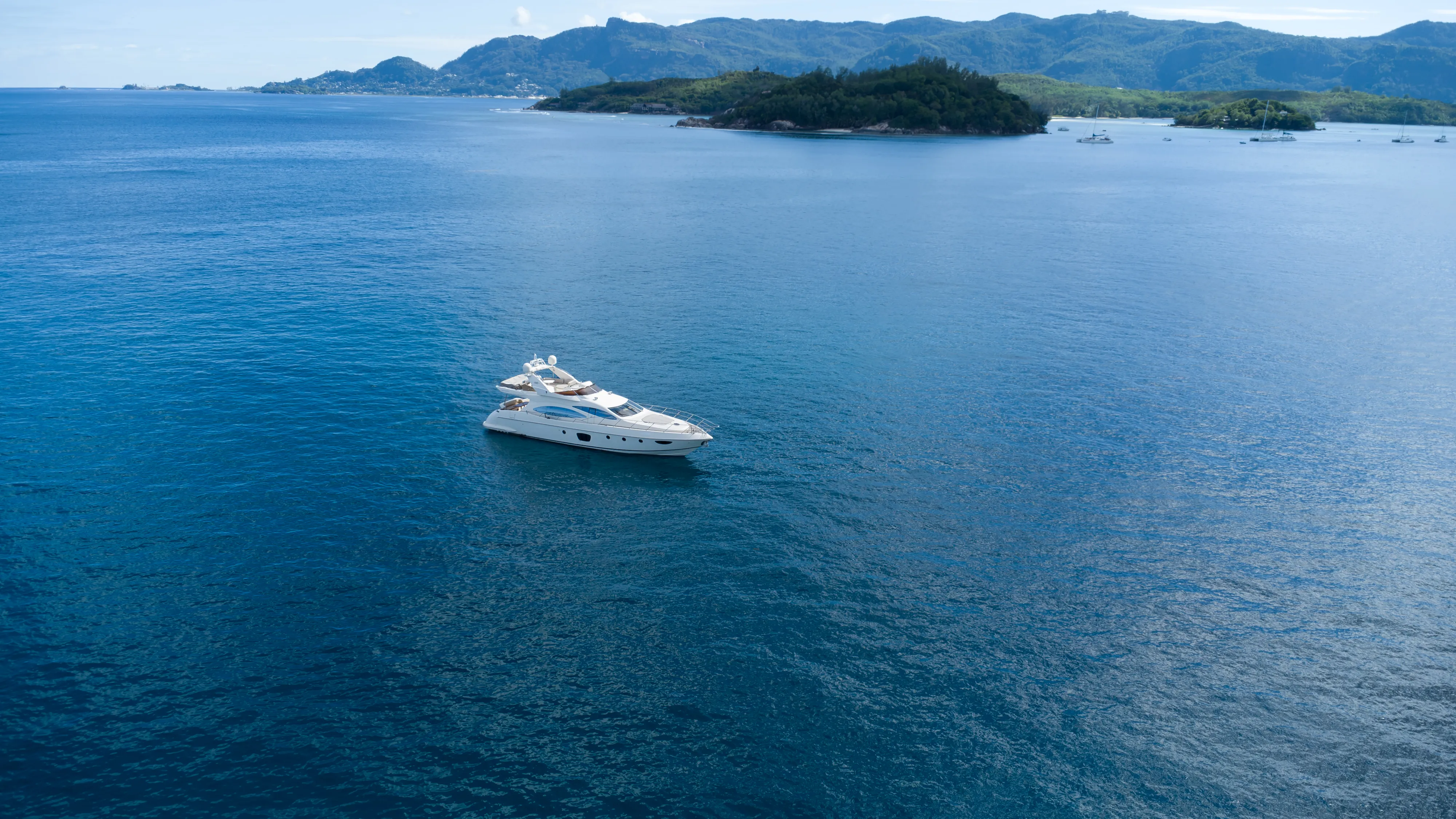 Azimut 68 E Alise — fotografia jachty 56