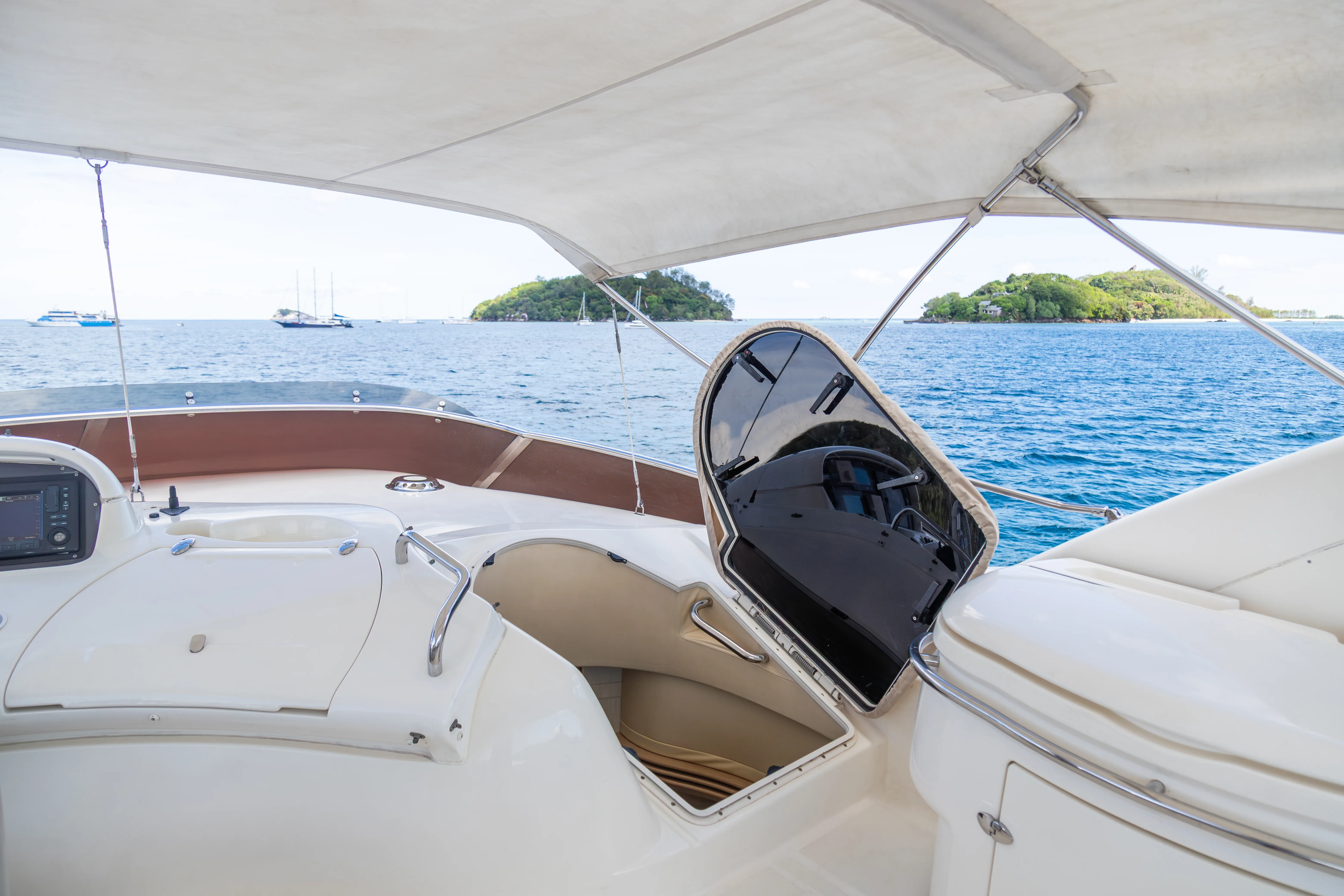 Azimut 68 E Alise — fotografia jachty 17