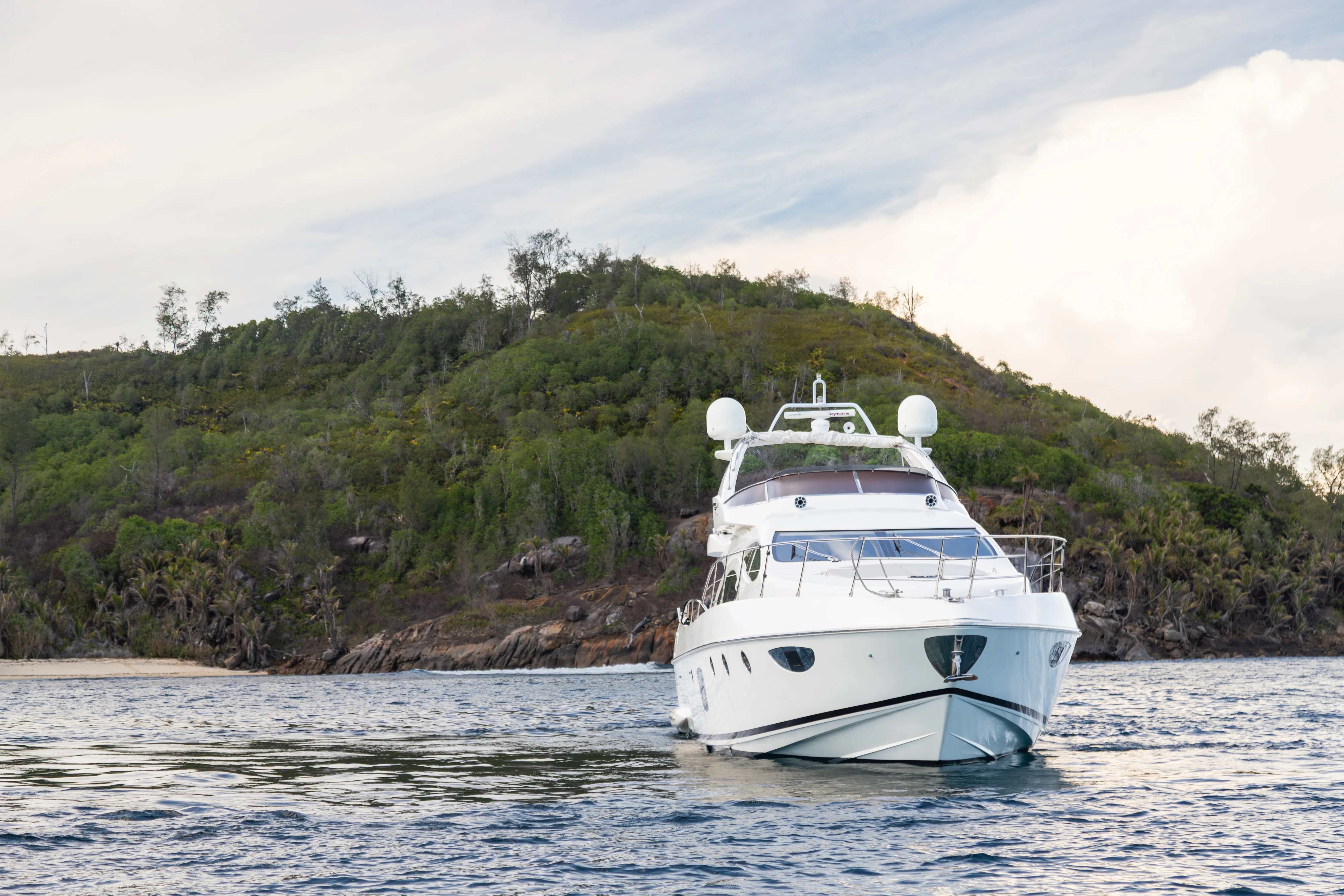 Azimut 68 E Alise — fotografia jachty 55