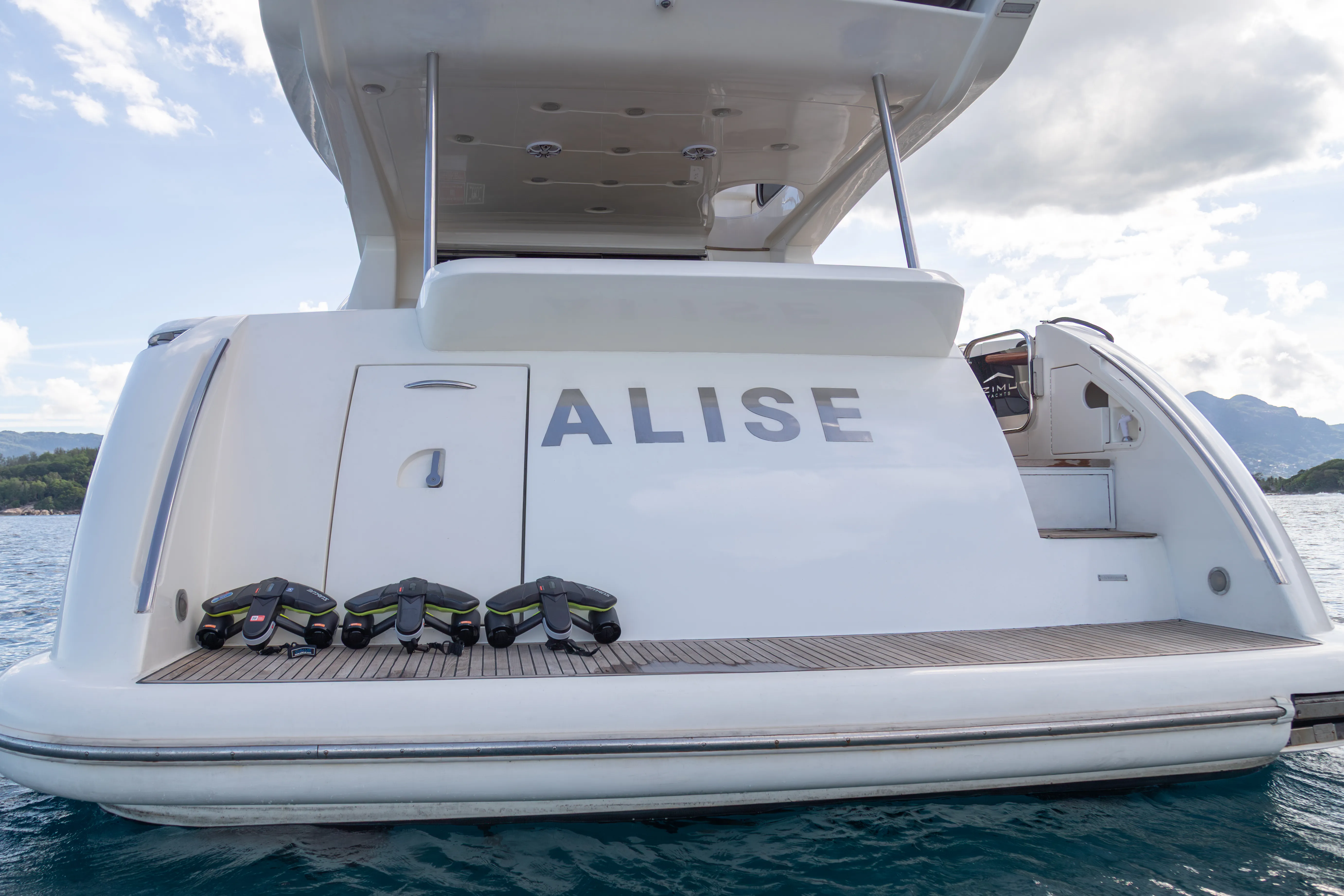 Azimut 68 E Alise — fotografia jachty 64